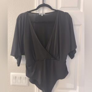EUC bodysuit women’s deep plunge